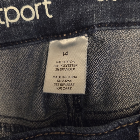 Westport Signature Fit Straight Jeans Pants.  Size 14. - Picture 3 of 10